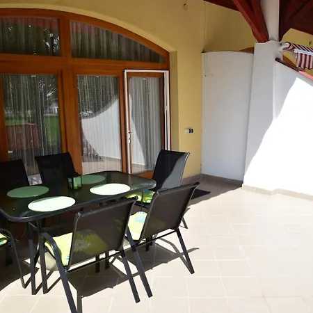 Semesterbostad Bremi Fonyódliget