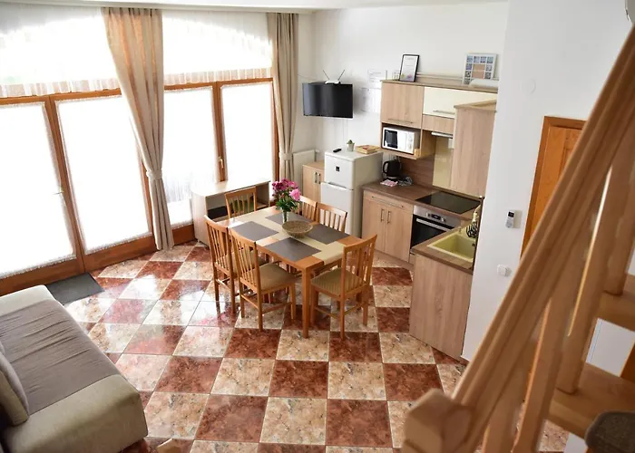 Bremi Fonyodliget 別荘